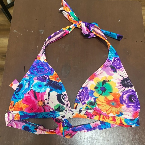 Candies two piece floral bikini - Picture 2 of 7